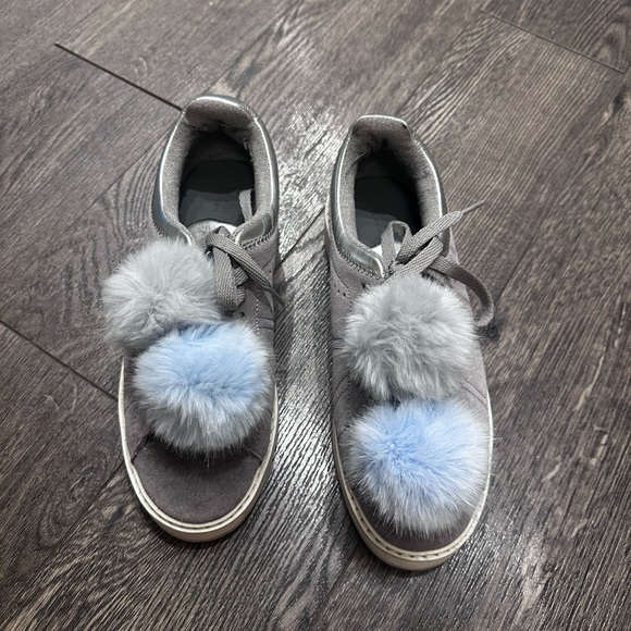 Zara Cute Sneaker - Picture 3 of 4